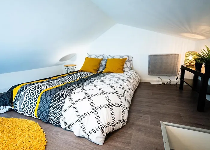 Le Gabriele De * Pessac